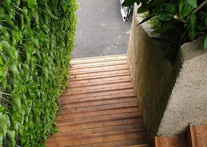 Charmante Maison De Village, Proche Aeroport *